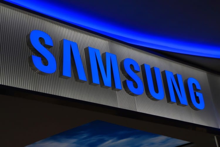 Nova patente do Samsung Galaxy X detalha a interface de utilizador no dispositivo 22