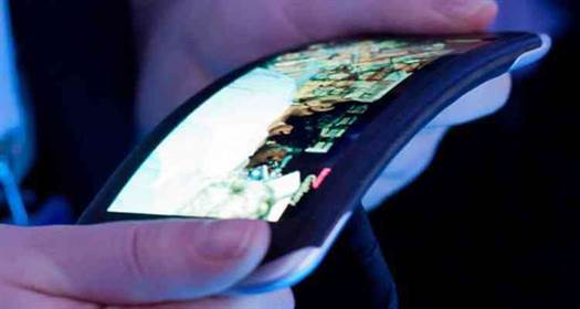 Motorola com patente de ecrã OLED flexível que se repara sozinho 7
