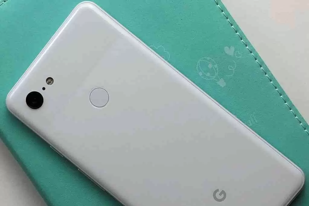 Google May Have Two Sets Of Pixel 3 Devices Under Development Androidgeek.jpg