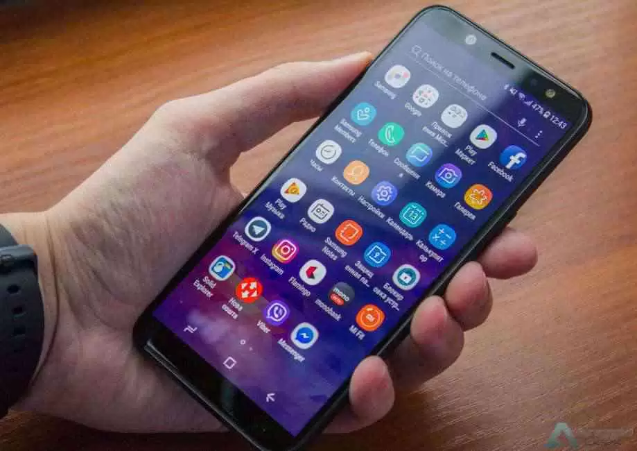 Samsung atualiza o Galaxy A6 2018 para Android 9 Pie e One UI 6