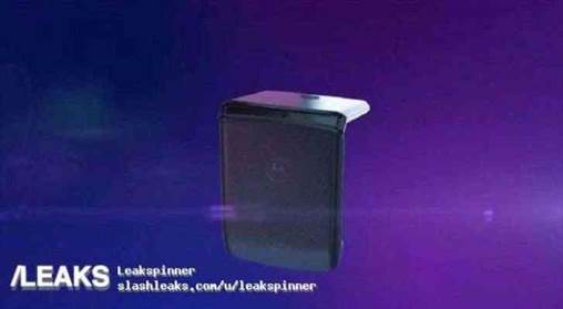 Motorola Razr V4 aparece em imagens de qualidade com todos os seus acessórios 3