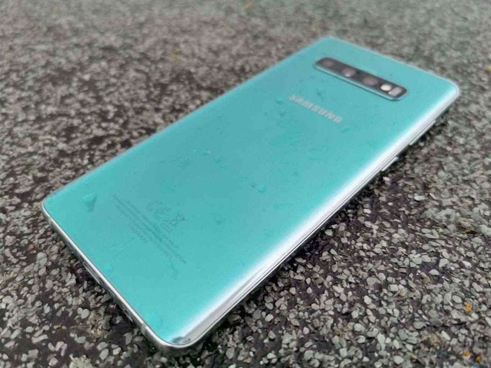 Galaxy S10+ é o melhor smartphone Samsung de sempre. Mas qual o melhor para ti? 22