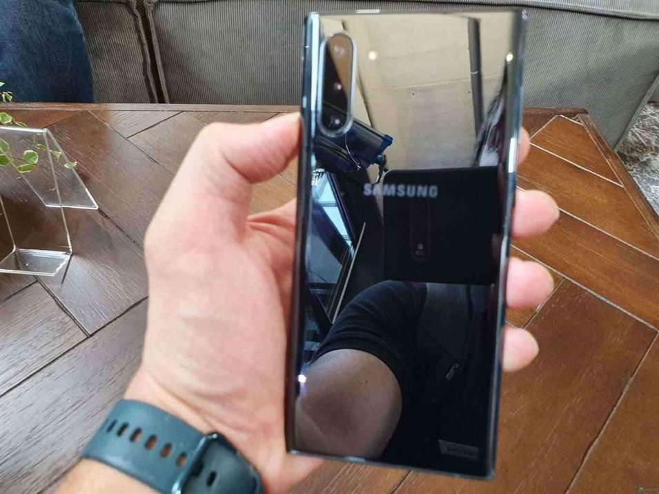 Análise Samsung Galaxy Note 10 Plus. Pacote completo do melhor que a indústria tem 14