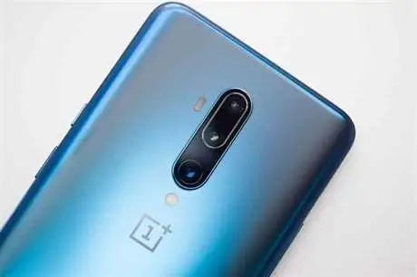Update to OnePlus 8 5G series includes green tint fix camera and connectivity improvements
