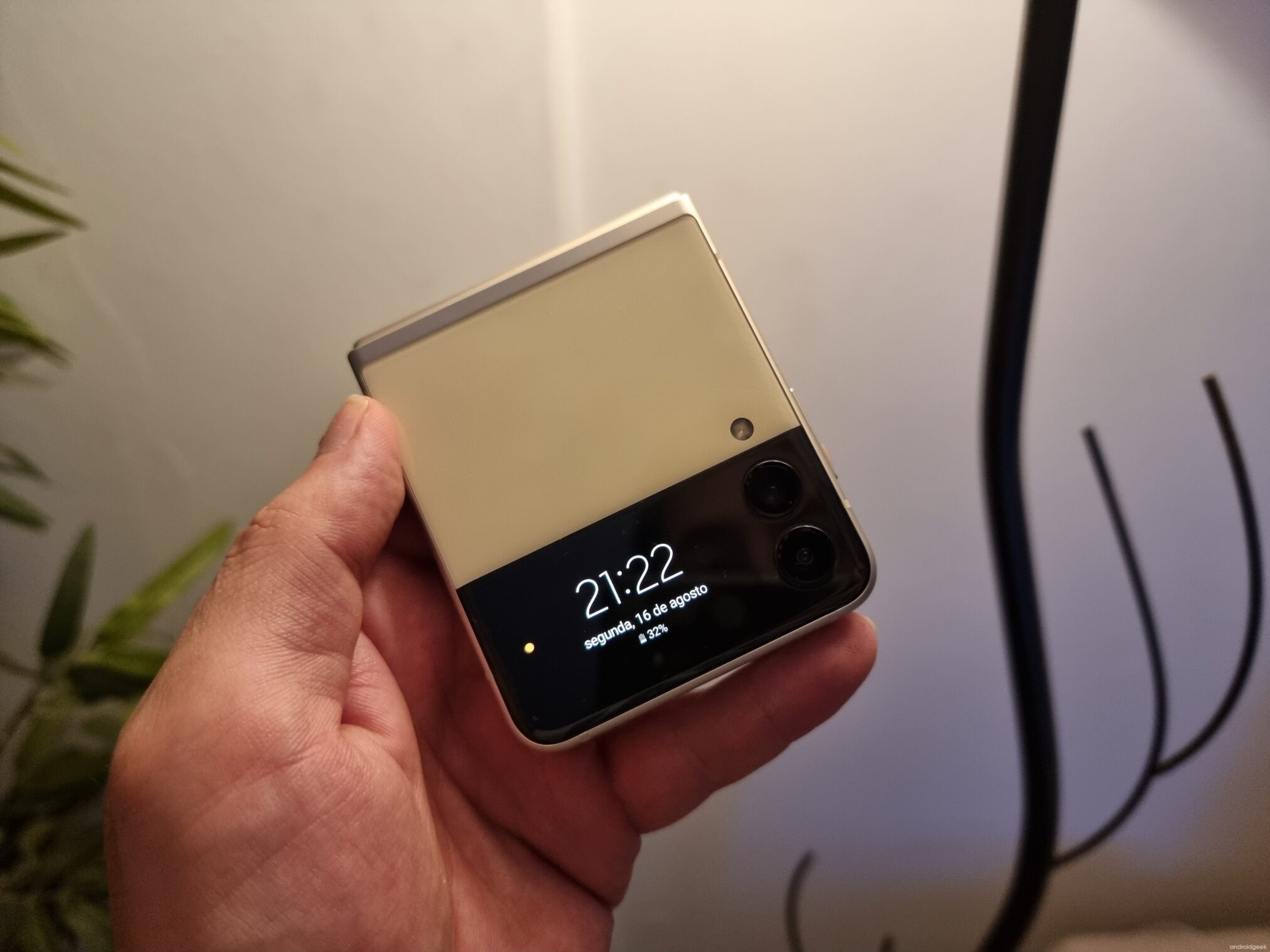 Análise Samsung Galaxy Z Flip 3: Ecrã que dobra a um preço justo 14