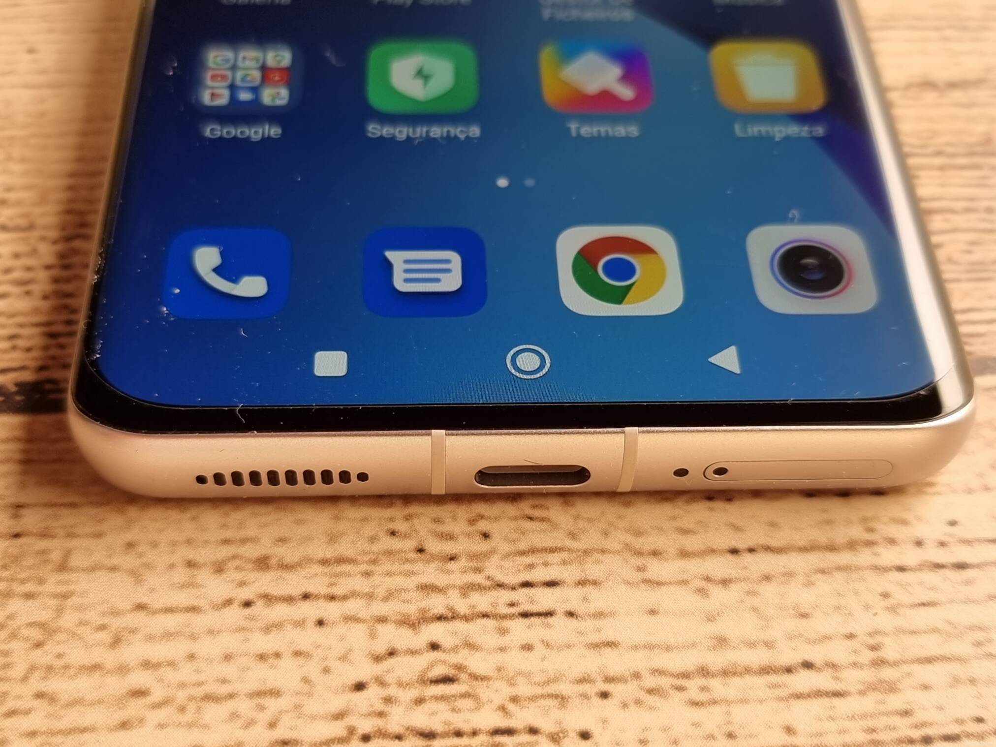 Porque sobem os preços dos smartphones da gigante chinesa Xiaomi? 12