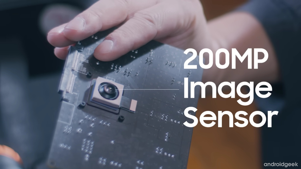 Motorola será mesmo a primeira a estrear o sensor da Samsung de 200MP 16
