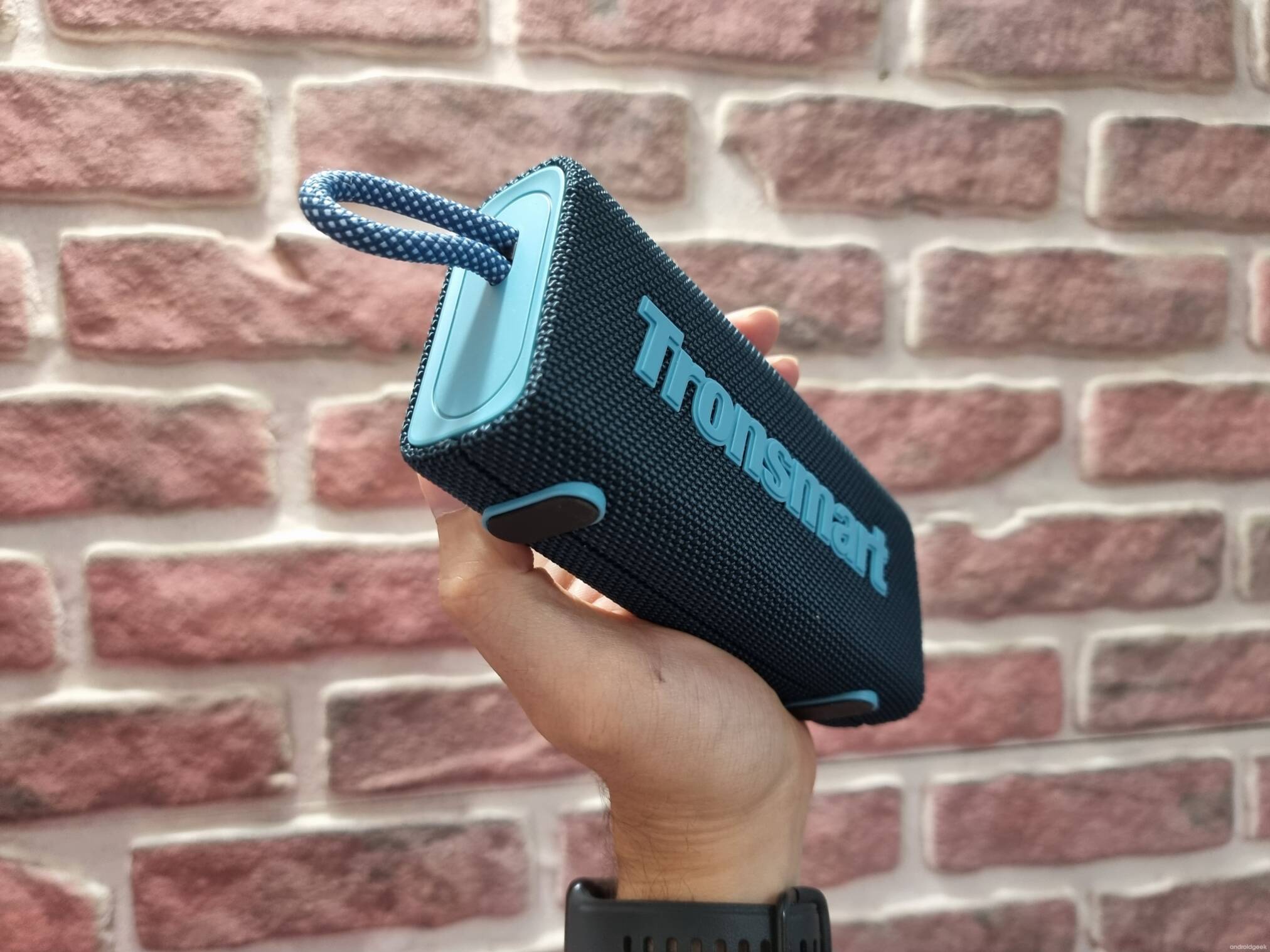 Análise Tronsmart Trip. Uma coluna á prova de água ideal para o verão. 15