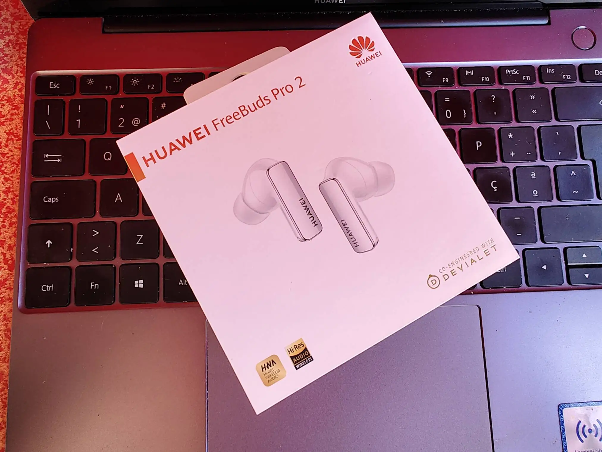 Huawei Freebuds Pro 2+ revelam o seu design em fuga de informação 14