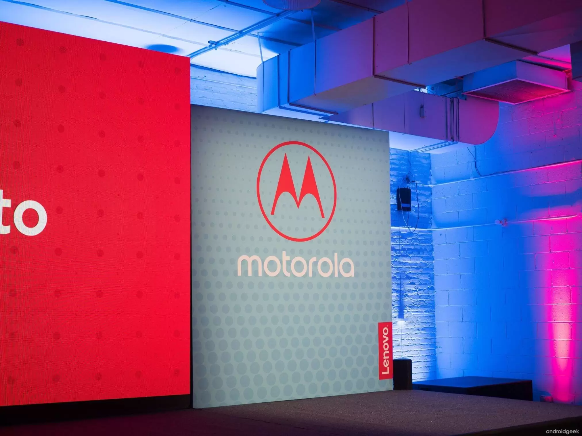 Motorola X30 Pro e Razr 2022 com data de lançamento finalmente confirmada 22
