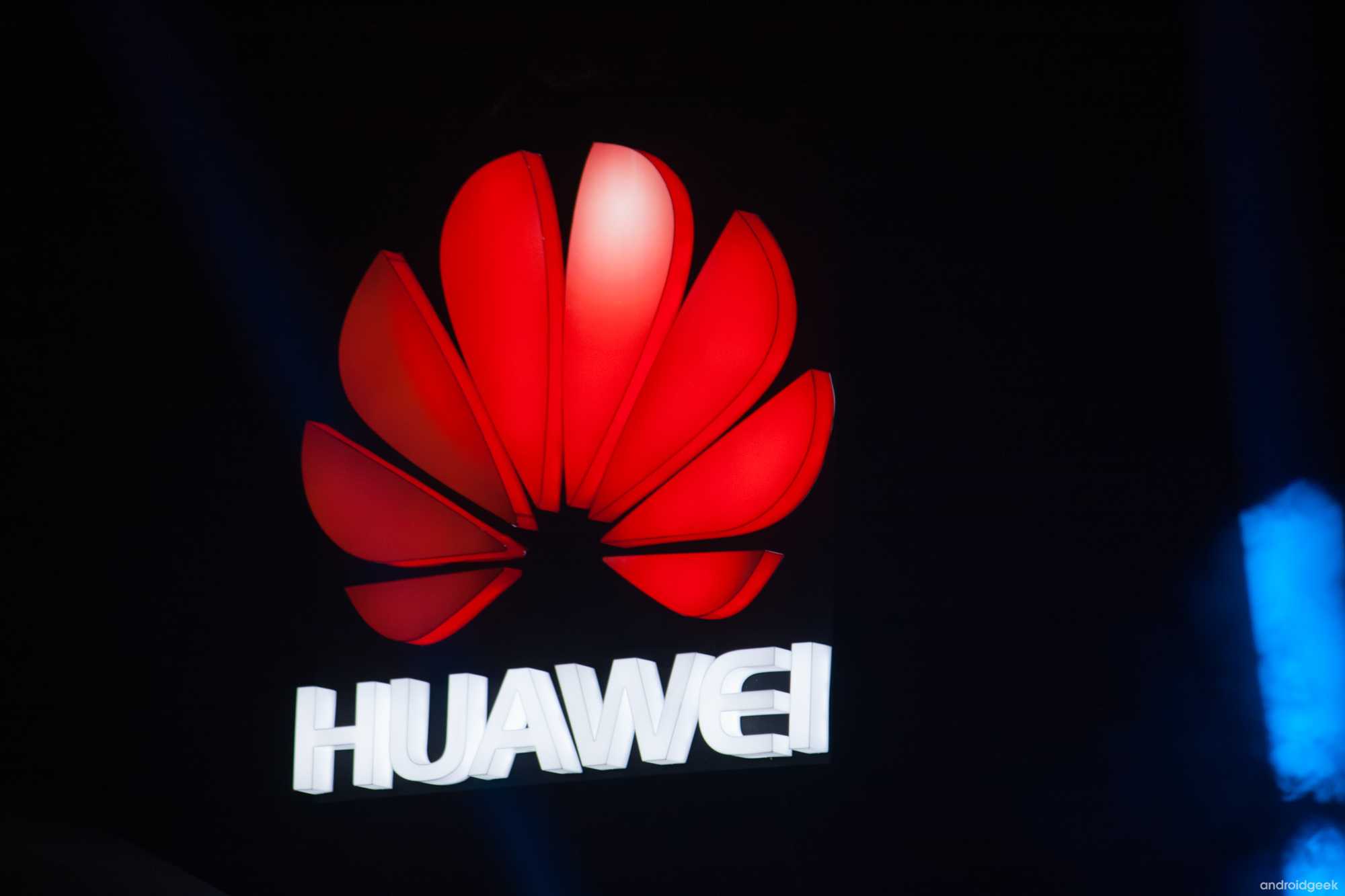 Huawei com carregador rápido de 88W visto em certificação, suporta ainda carregamento de 66W e 40W 3