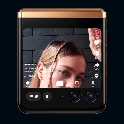 O Motorola Razr+ apresenta um ecrã externo Quick View de 3.6 polegadas