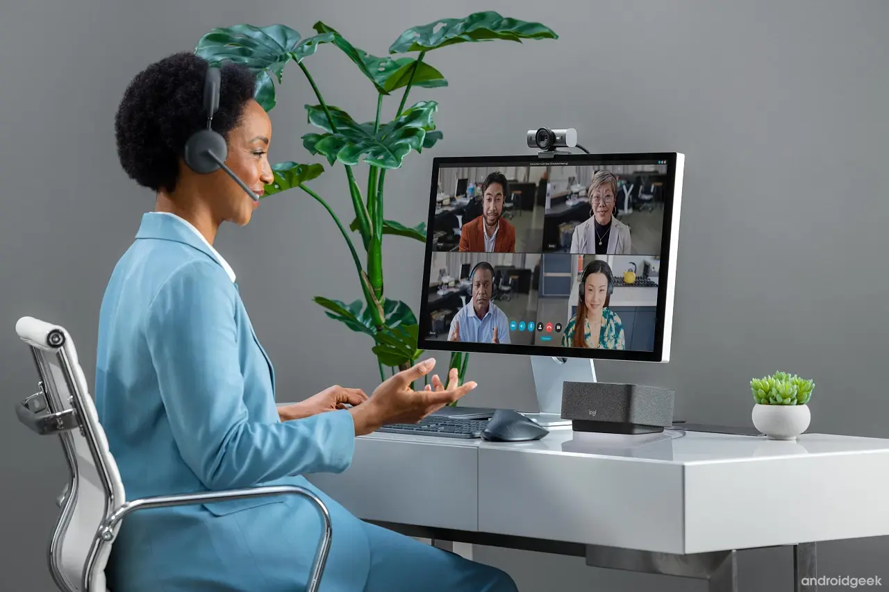 Descubra a nova Webcam MX Brio 4K da Logitech com IA integrada! 2