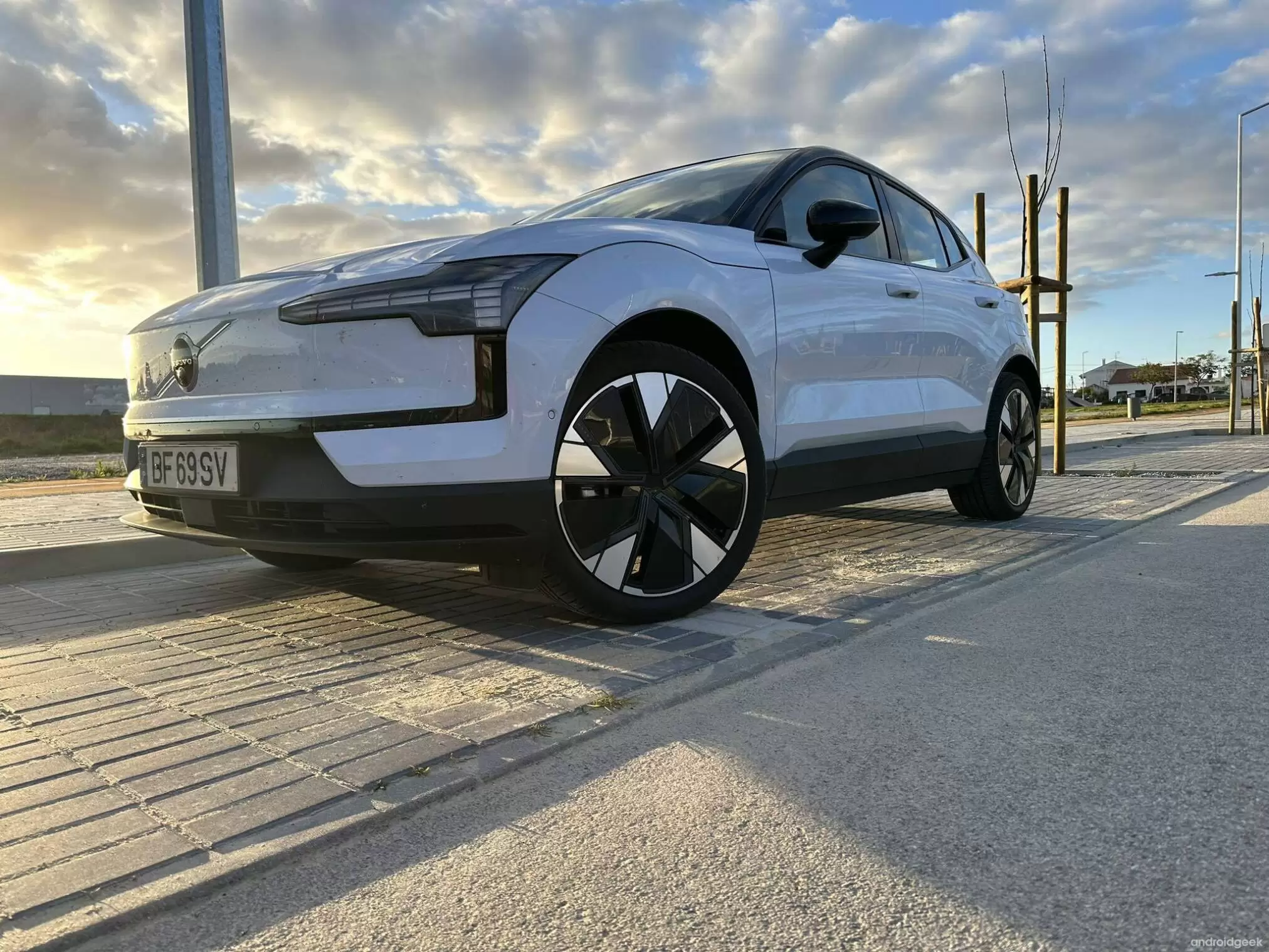 Ensaio Volvo EX30 - O veículo elétrico que causa inveja aos rivais 5
