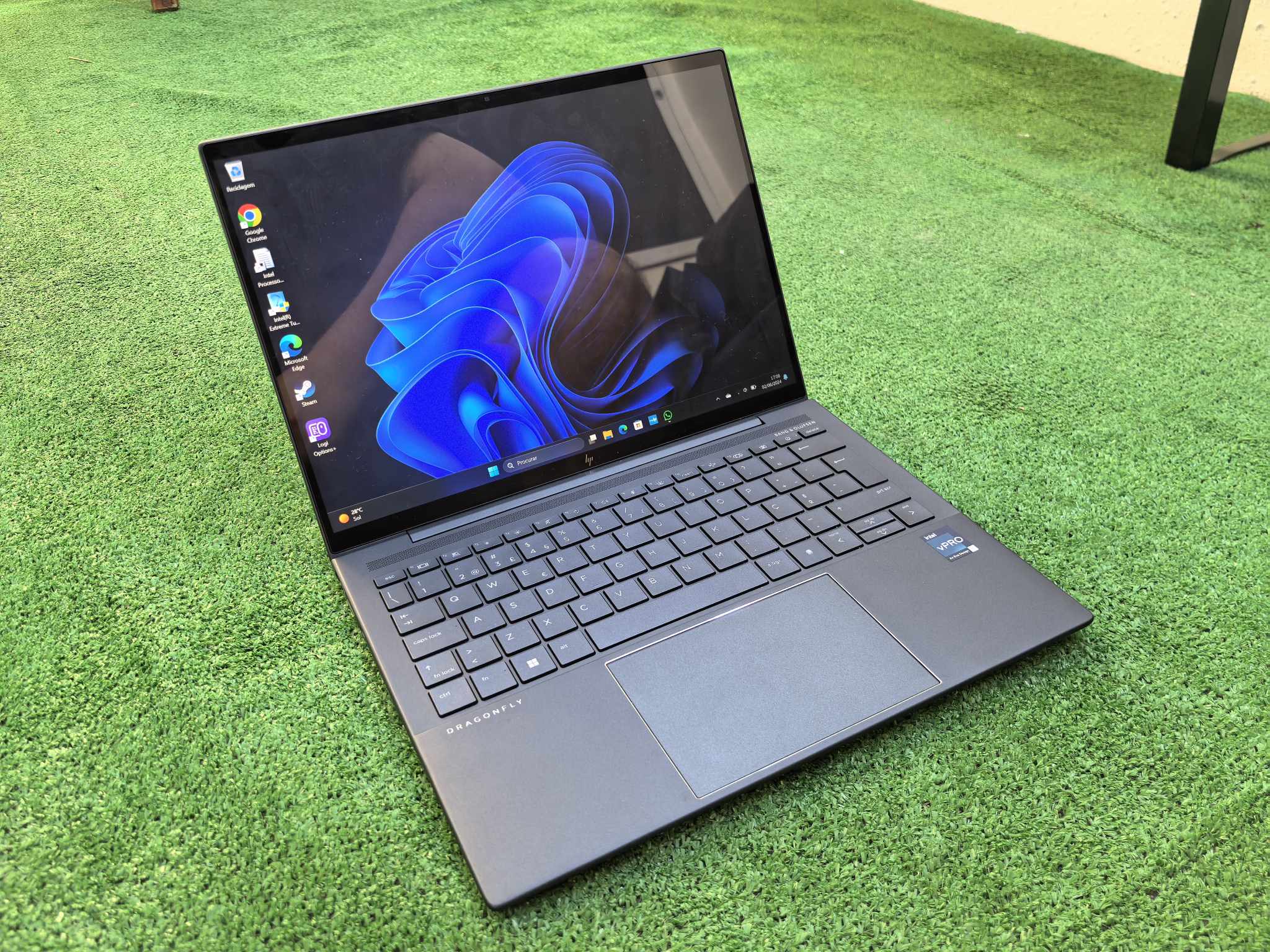 Análise Portátil HP Dragonfly G4 - Desempenho, Portabilidade e Elegância 26