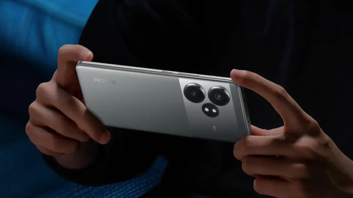 Realme GT 6