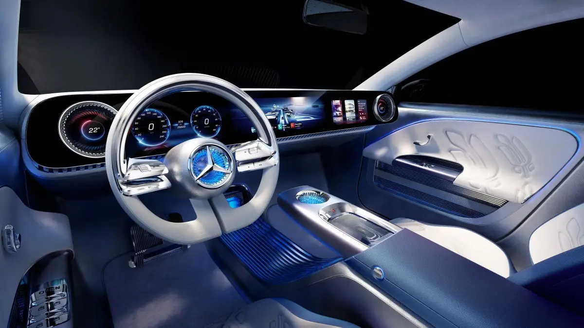 Mercedes-Benz e Momenta unem forças para novo elétrico CLA 12