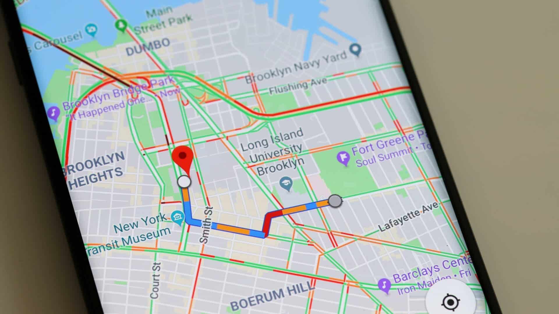 Google Maps ou Waze: Qual a Melhor App de Navegação para CarPlay ...