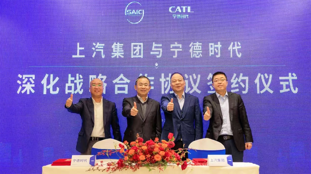 SAIC e CATL lançam novos veículos elétricos com troca de baterias 1