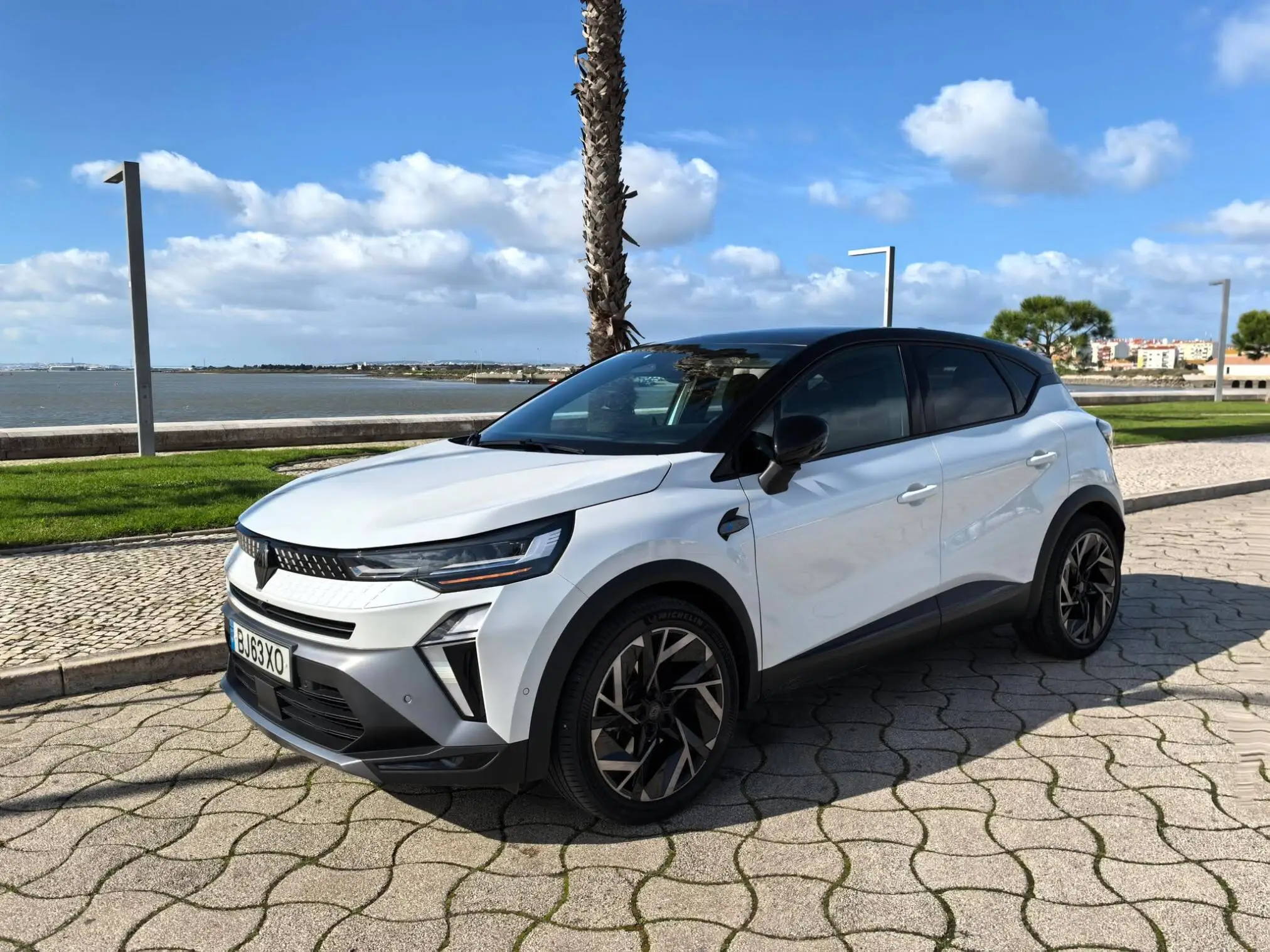 Ensaio: Renault Captur Esprit Alpine E-Tech Full Hybrid 145 CV 15