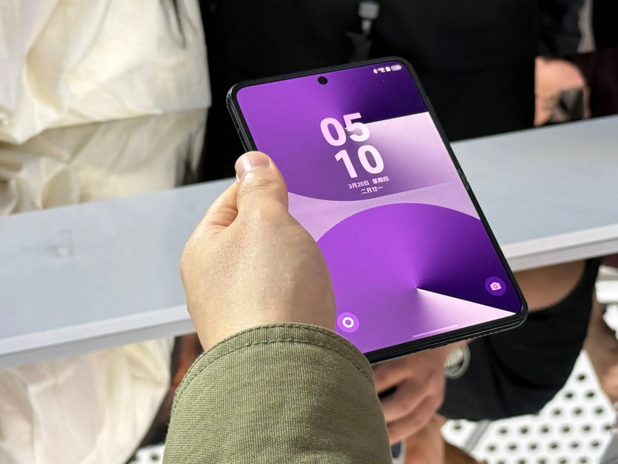Huawei Pura X: Potência e Eficiência com o Chipset Kirin 9020 1