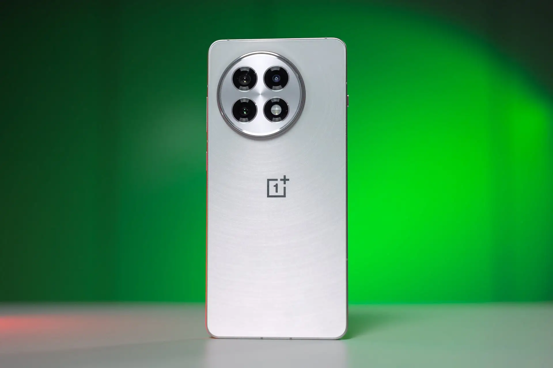 OnePlus 13T: O novo flagship compacto que pode abalar o mercado dos topos de gama 3