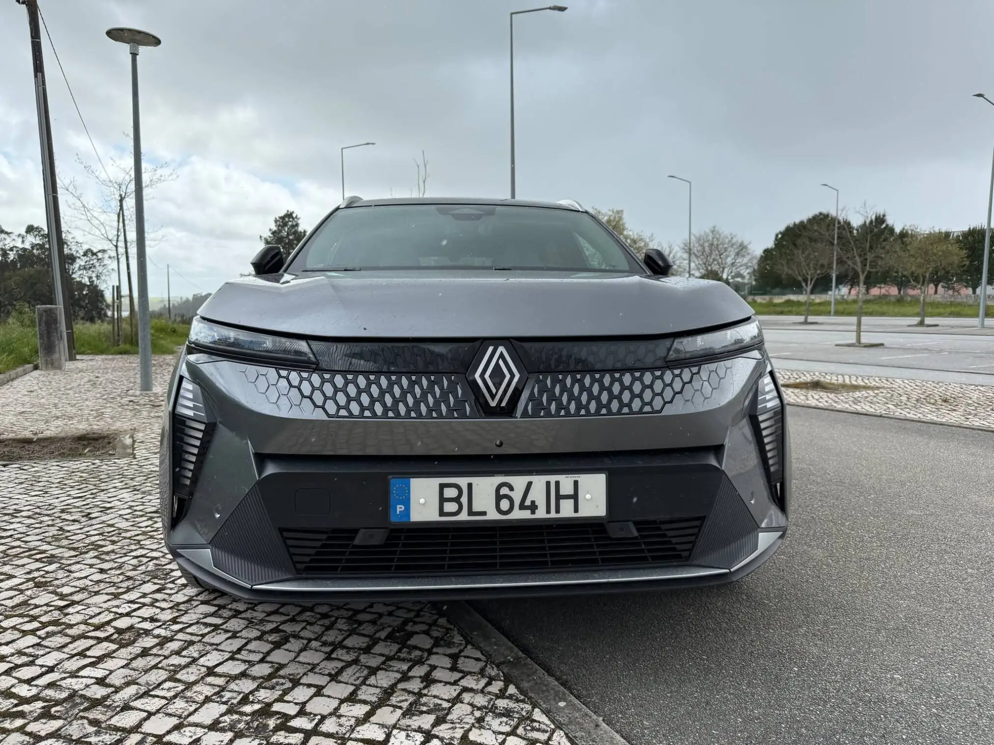 Renault Scenic E-Tech Elétrico 220cv: Ainda o Melhor SUV Familiar Elétrico? 14