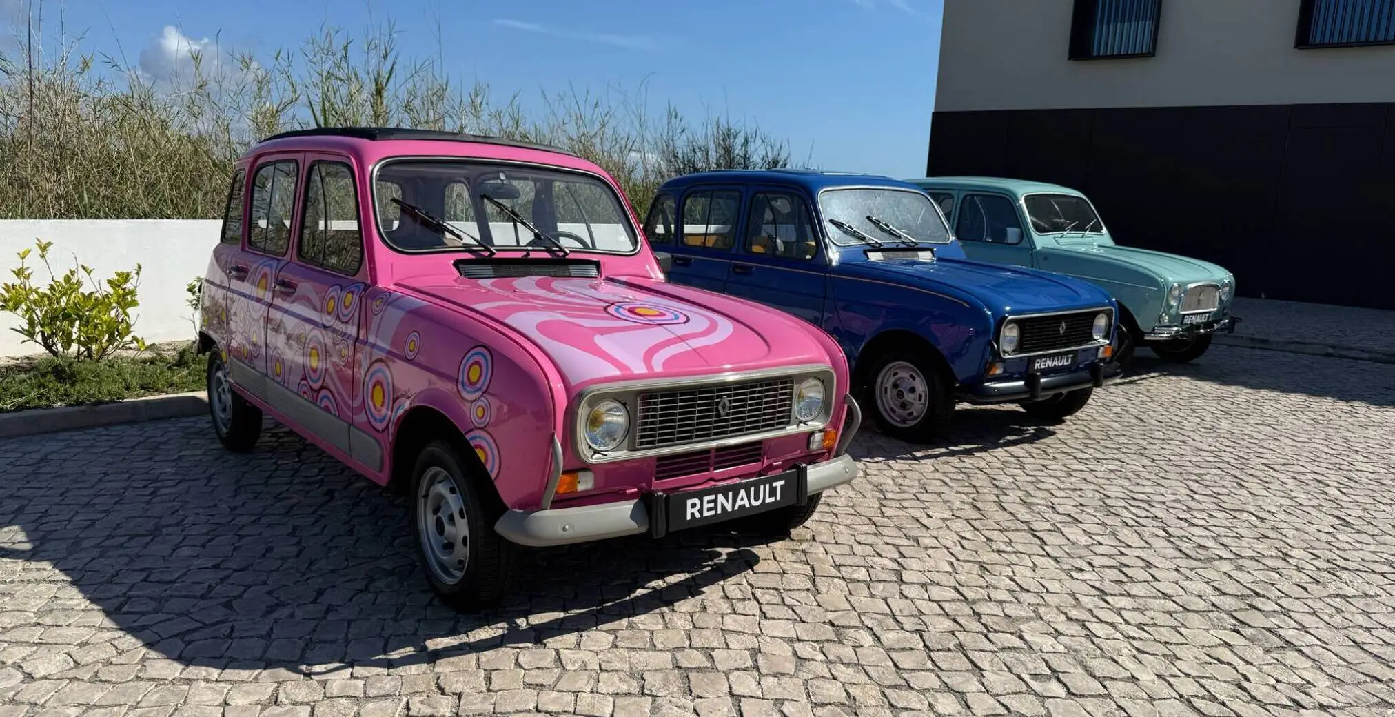 Renault 4 E-Tech: Primeiras Impressões de um Ícone Reinventado 12