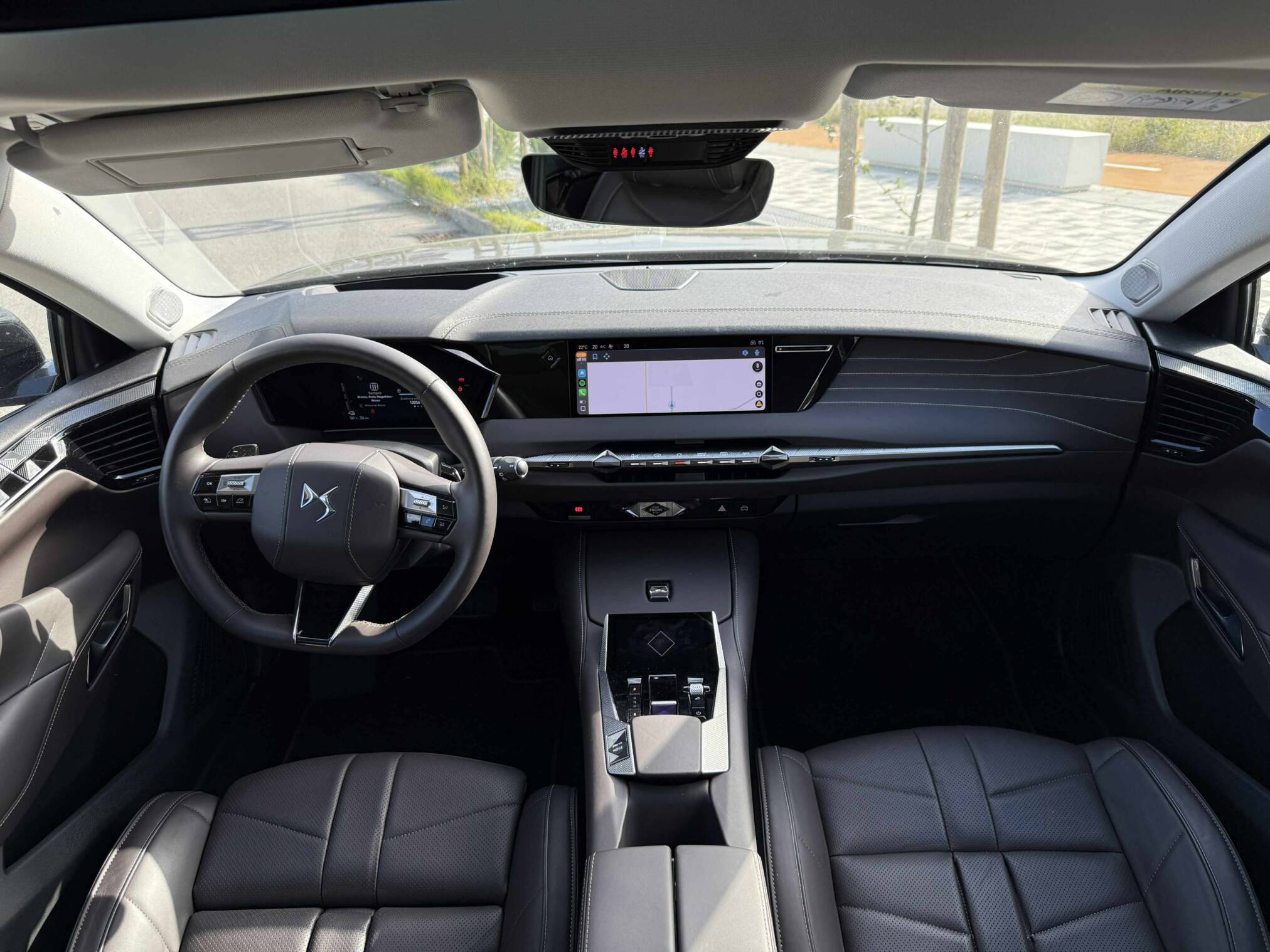 Ensaio DS 4 E-TENSE 225: O luxo francês que desafia os alemães 20