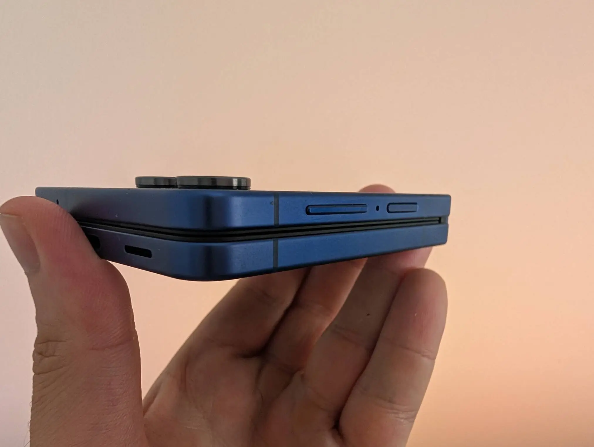 Análise Samsung Galaxy Z Flip 7: Beleza dobrável com evolução discreta, mas consistente 13 analise samsung galaxy z flip 7 beleza dobravel com evolucao discreta mas consistente androidgeek