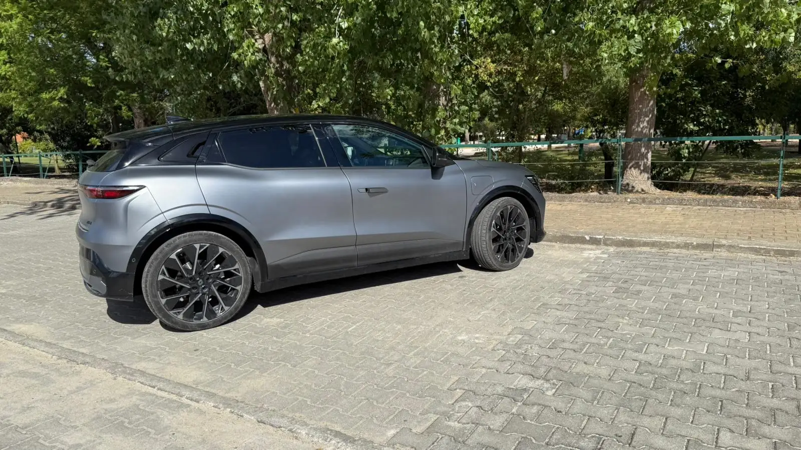 Ensaio Renault Mégane E-Tech 2025 - Uma agradável surpresa! 5 ensaio renault megane e tech 2025 uma agradavel surpresa androidgeek 4