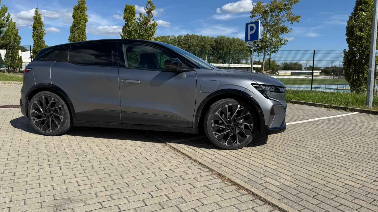 Ensaio Renault Mégane E-Tech 2025 - Uma agradável surpresa! 10 ensaio renault megane e tech 2025 uma agradavel surpresa androidgeek