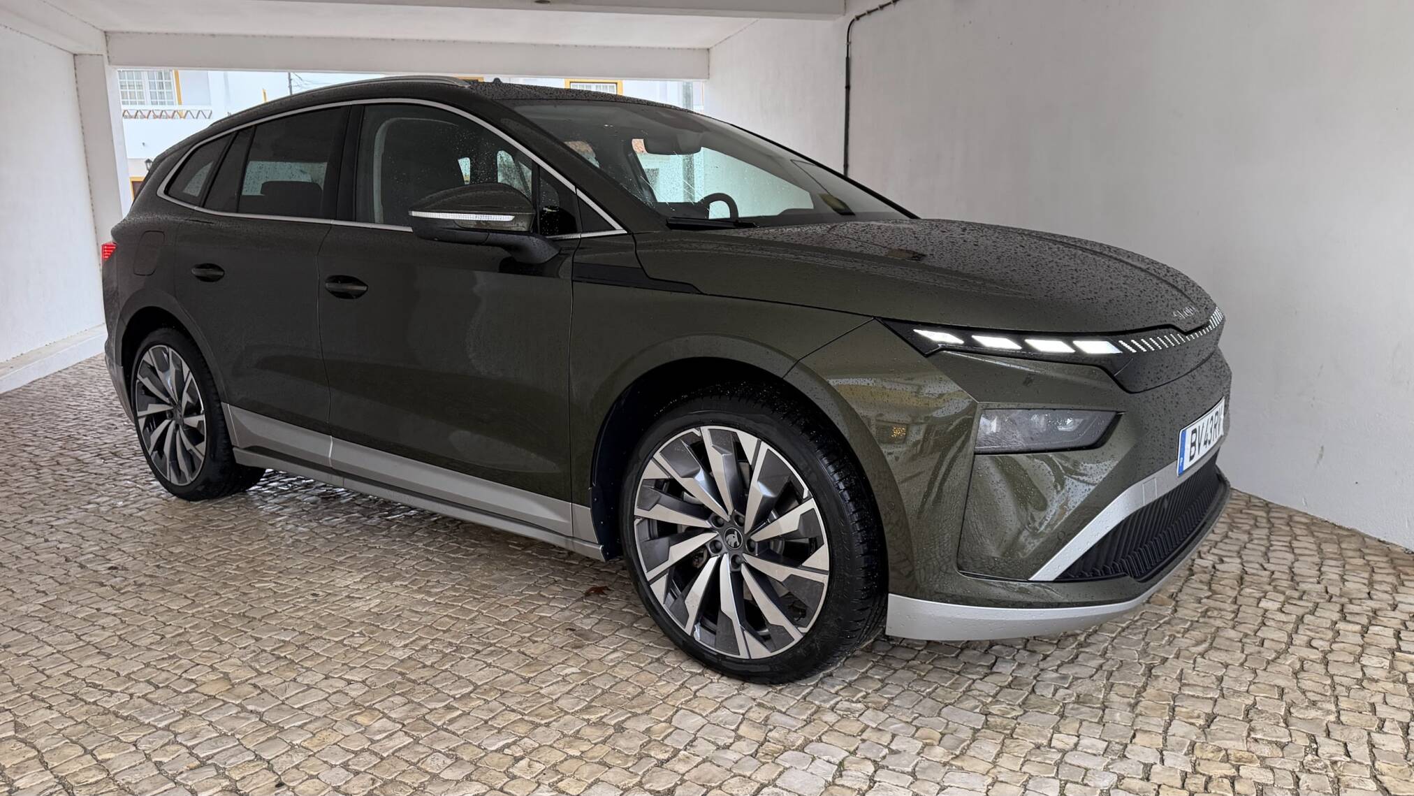 ensaio skoda enyaq 85 espaco conforto e logica familiar 6 androidgeek