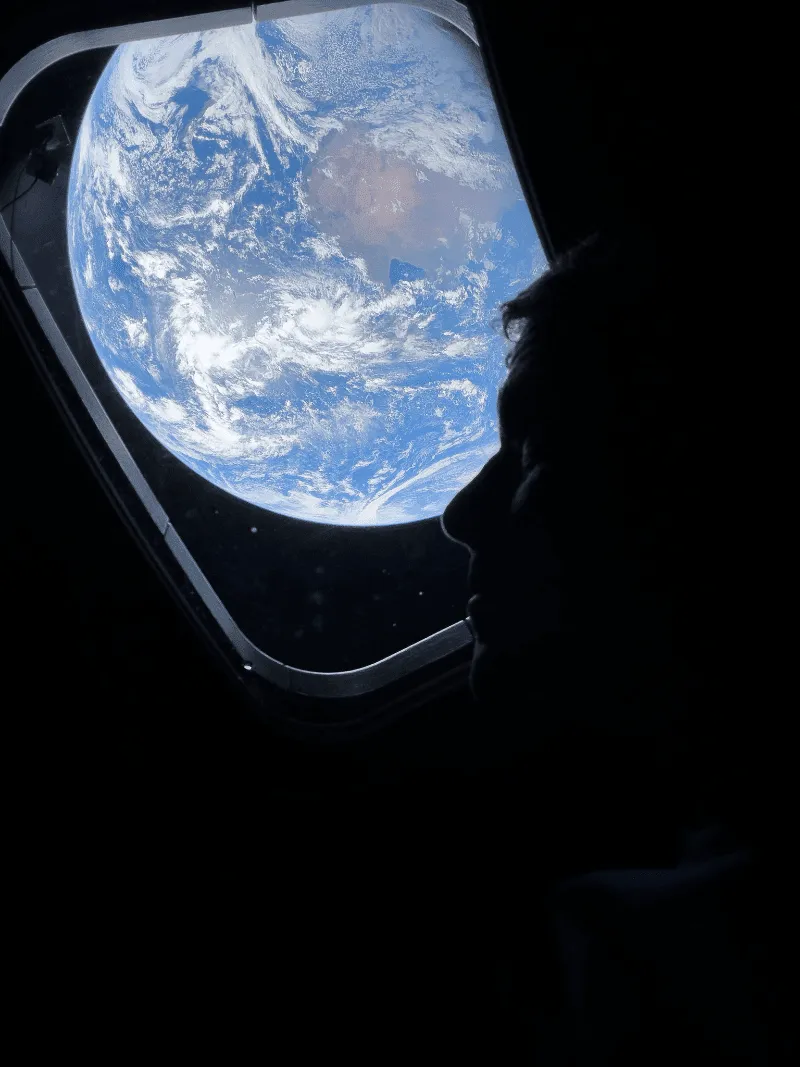 iphone 17 pro max nasa earth selfie 3 androidgeek