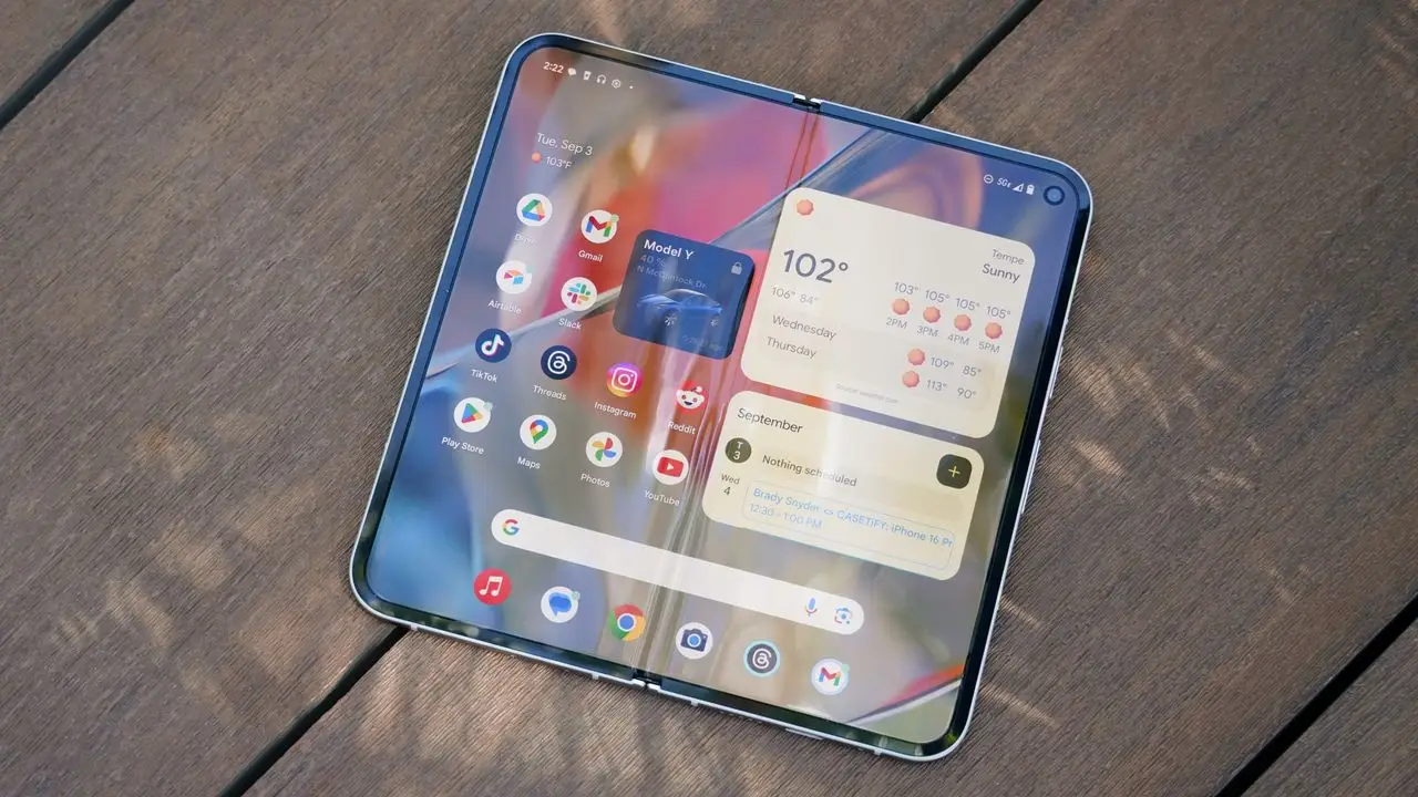 Pixel Fold original enfrenta falha no ecrã após atualização da Google