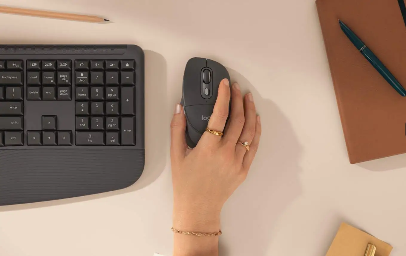 Novo Logitech Signature Comfort Plus quer reduzir o cansaço à secretária
