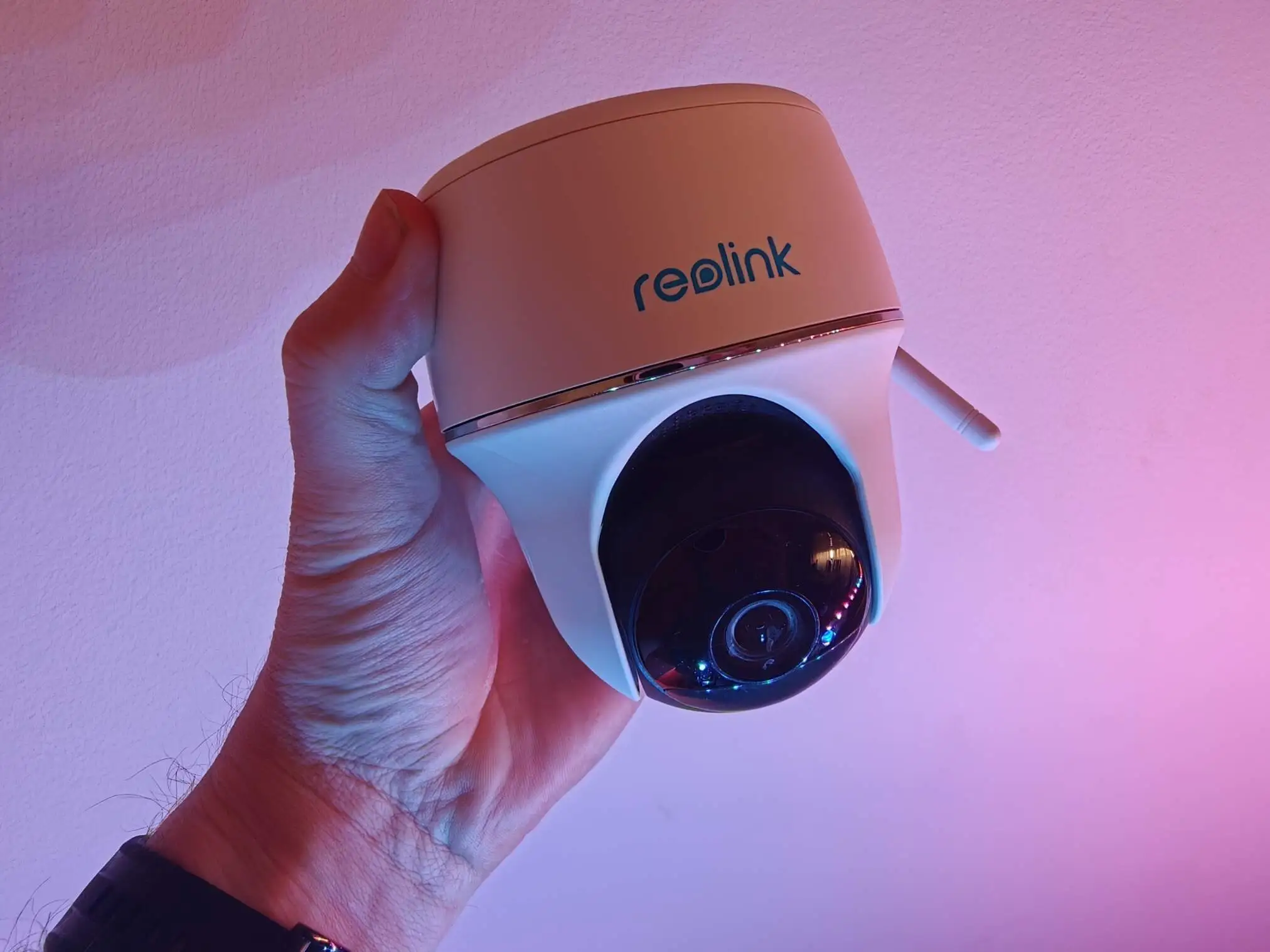 Análise Reolink Argus PT Lite com painel solar: vigilância simples, sem fios e sem dramas 8 analise reolink argus pt lite com painel solar vigilancia simples sem fios e sem dramas androidgeek 10