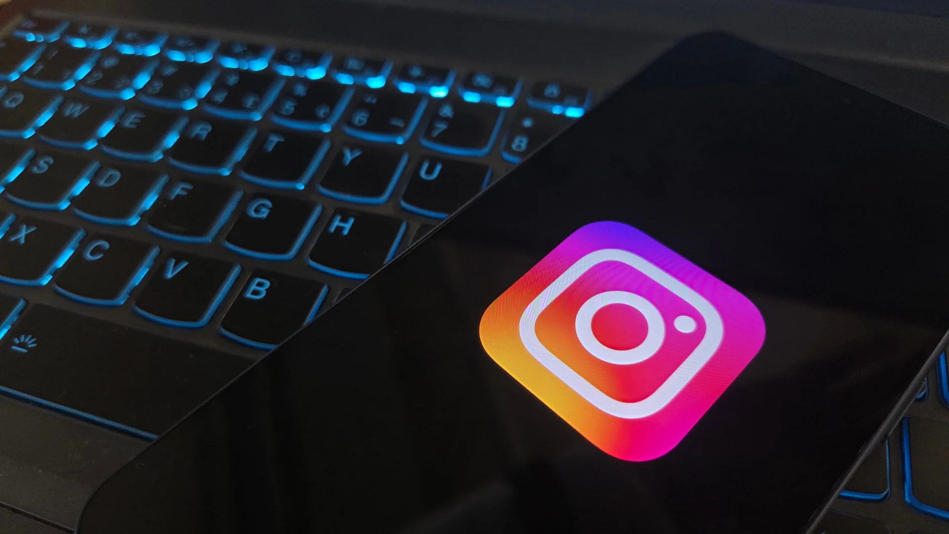 Instagram ganha opção para substituir áudio em posts antigos