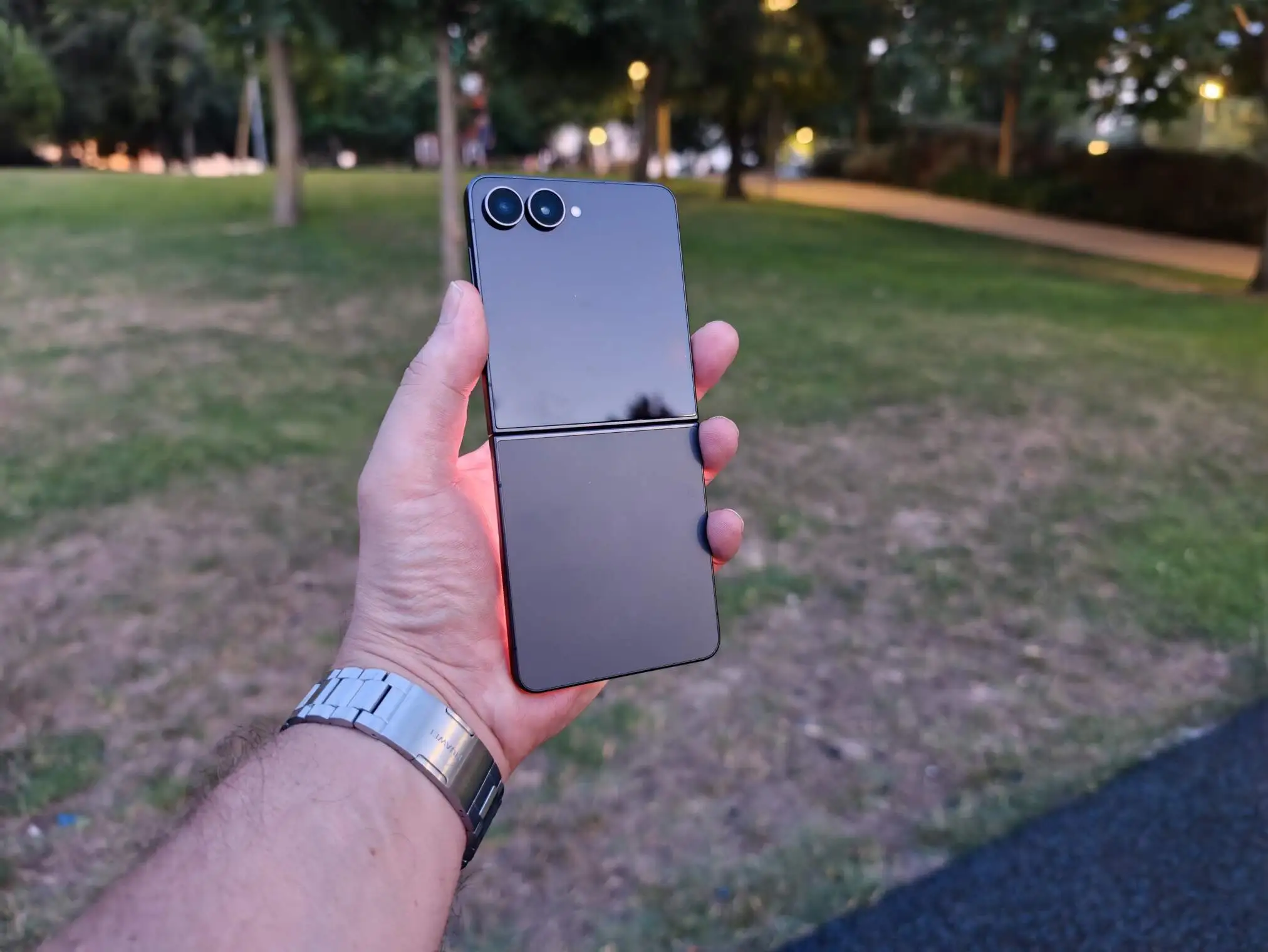 Análise Galaxy Z Flip 8: velocidade extra chega para justificar o preço?