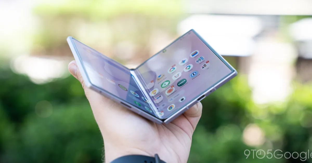 Samsung acelera TriFold de segunda geração e entra em modo reativo face ao iPhone dobrável