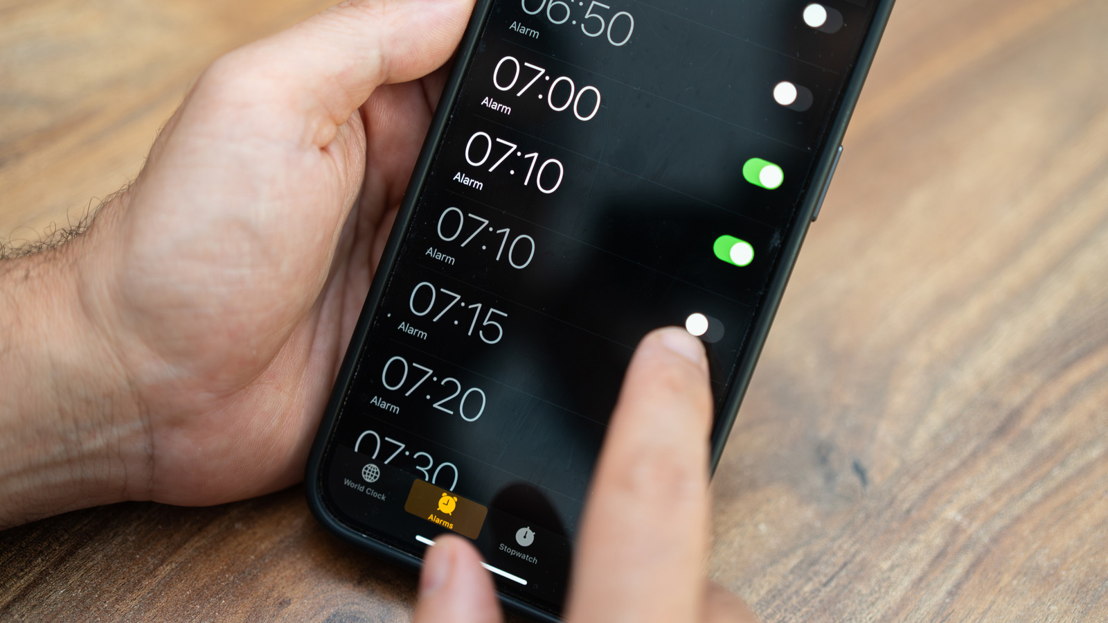 O estranho limite do despertador do iPhone que quase ninguém conhece