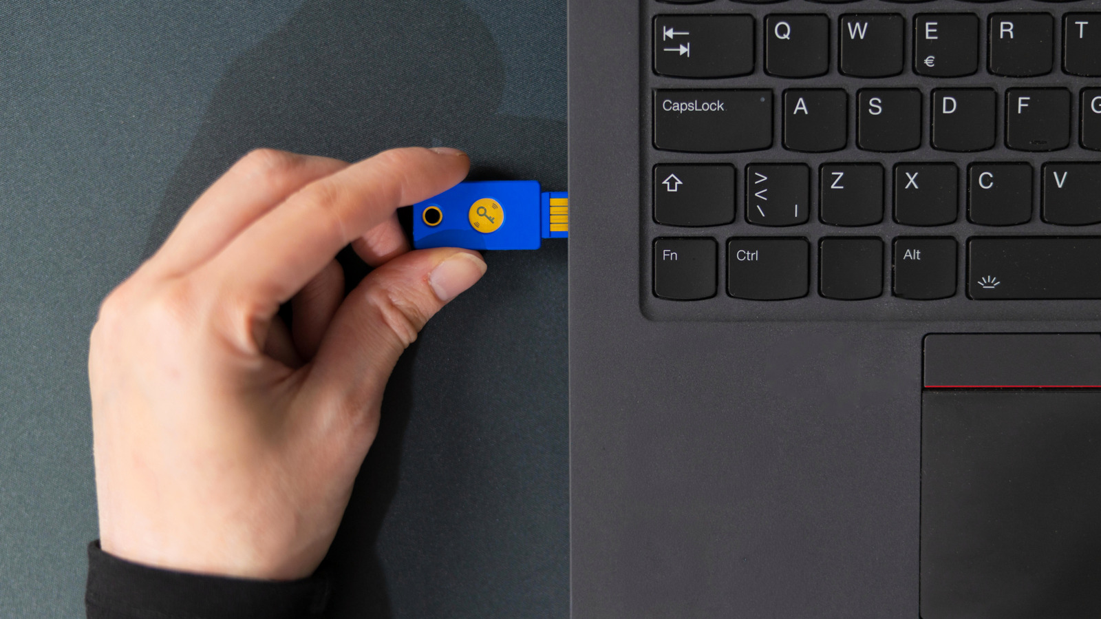 O teu periférico USB desliga-se sozinho? A culpa pode não ser do aparelho