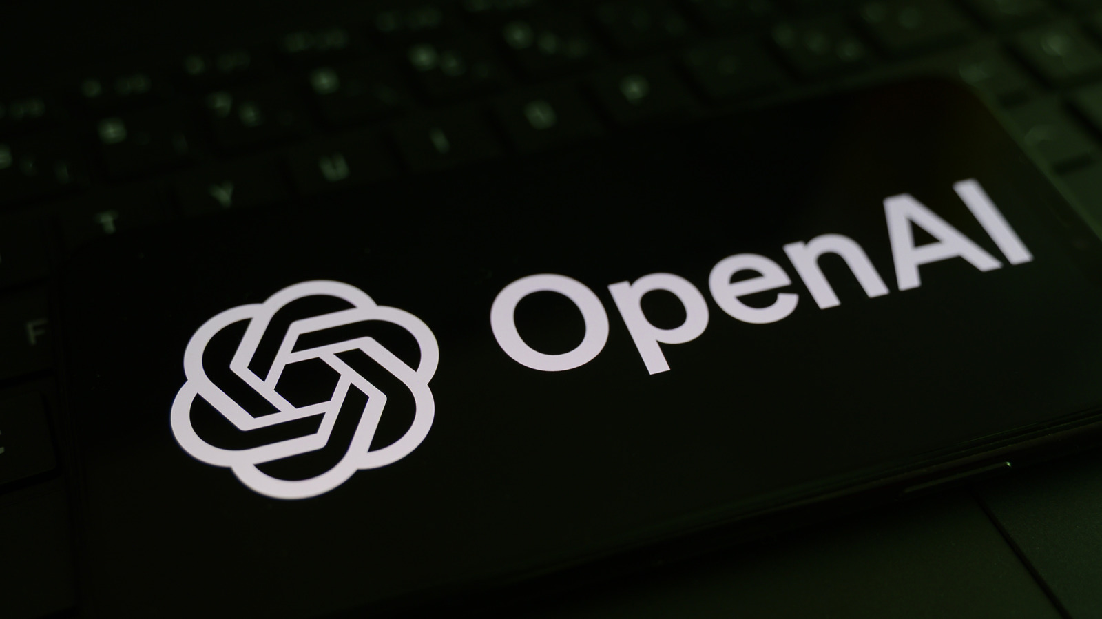 OpenAI corta acesso à internet no treino dos modelos de fronteira