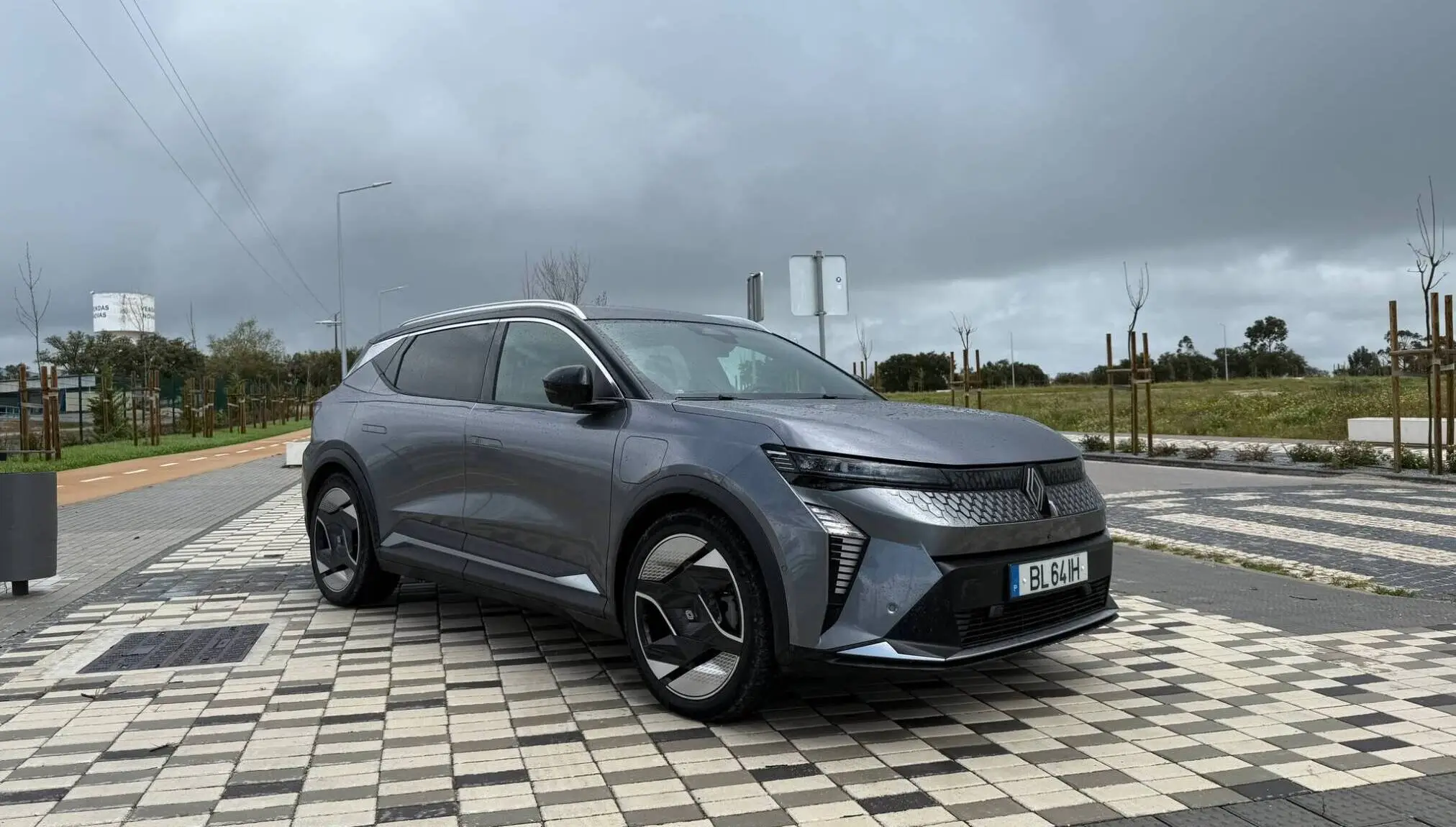 Renault Scenic E-Tech Elétrico 220cv: Ainda o Melhor SUV Familiar Elétrico? 1